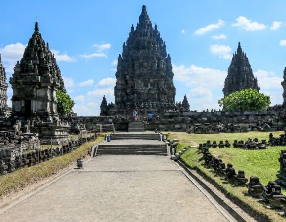 10 Must-Visit Islands in Indonesia