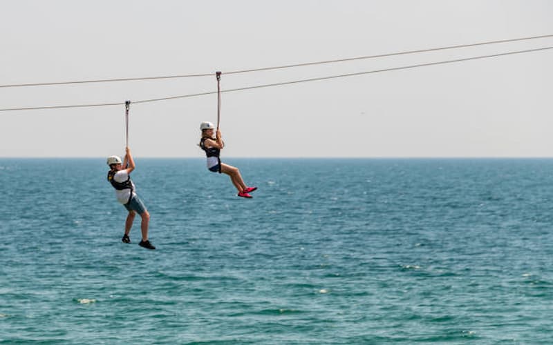 Capture Epic Photos on the Dubai Marina Zipline
