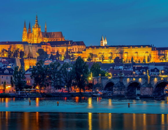 Why UAE Travelers Are Choosing Czech Republic Over France