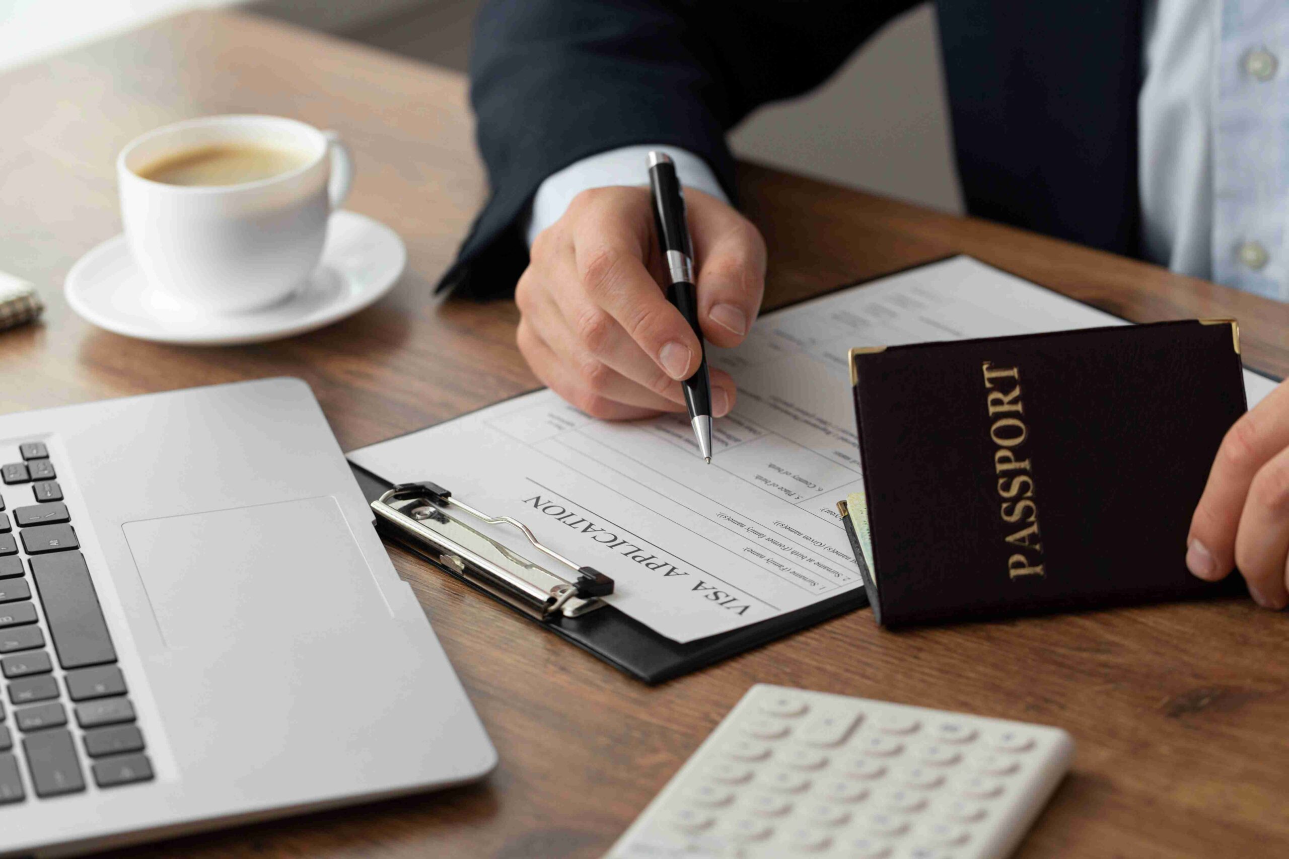 How Business Travelers Benefit from Dubai’s 60 Days Multiple Entry Visa