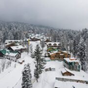 Romantic Spots in Kashmir